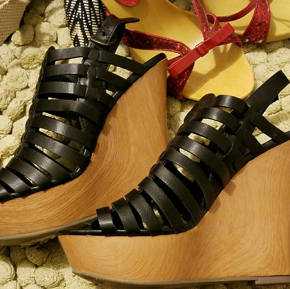 Wedge sandal